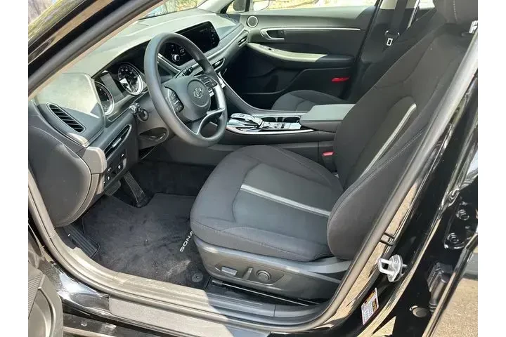$20812 : Hyundai SONATA 2023 SEL 4dr image 9