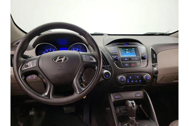 $12998 : Hyundai TUCSON 2014 AWD SE 4 image 9
