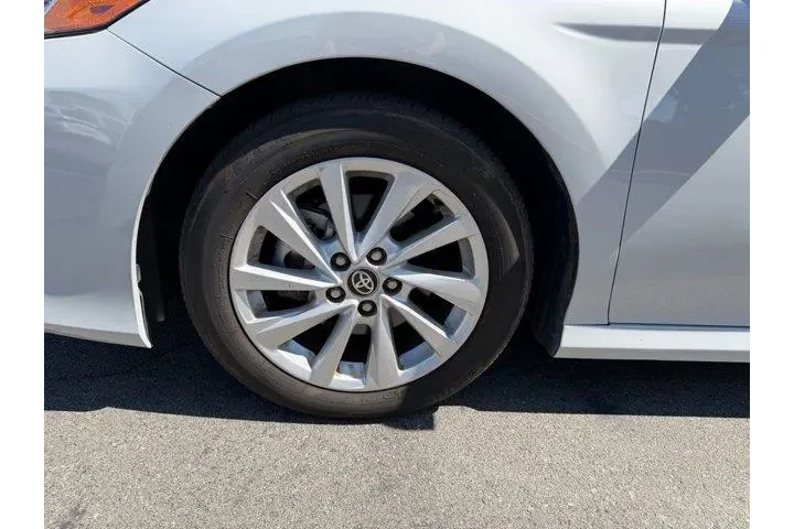 $25932 : Toyota Camry 2024 LE 4dr Sed image 6