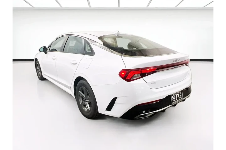 $16850 : Kia K5 2023 LXS 4dr Sedan image 7