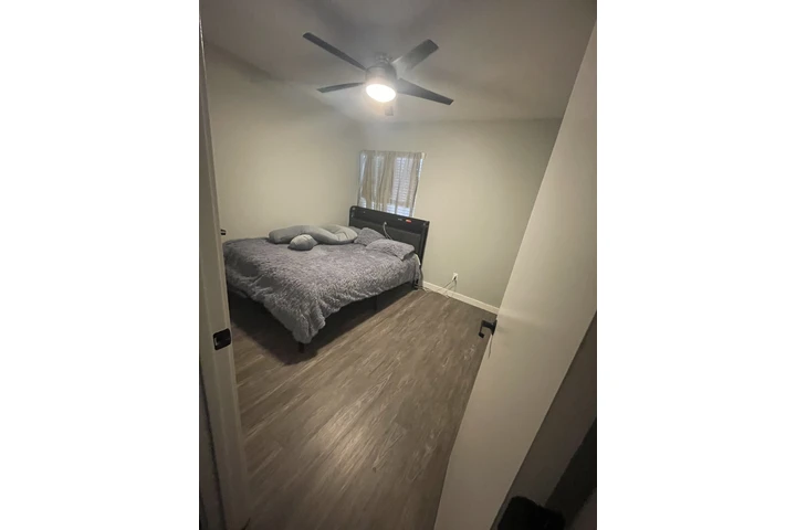 $1000 : Habitación en renta Westminste image 8