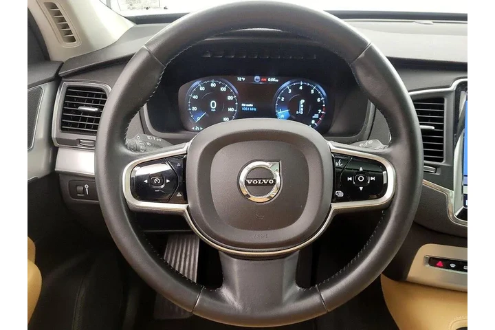 $22998 : Volvo XC90 2016 AWD T6 Momen image 10