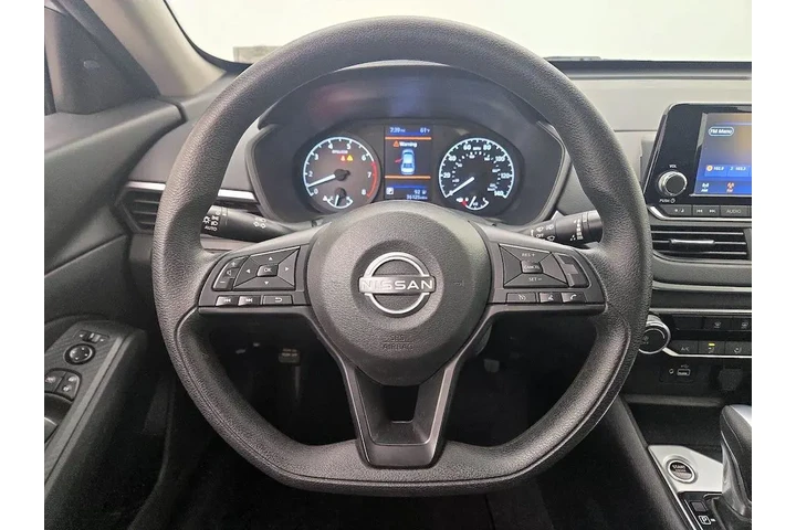 $19998 : Nissan Altima 2023 2.5 S 4dr image 10