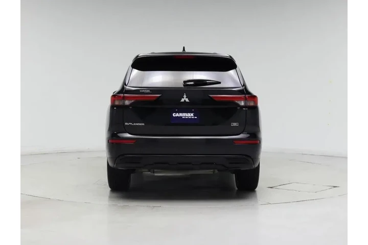 $24998 : Mitsubishi Outlander 2023 SE image 6