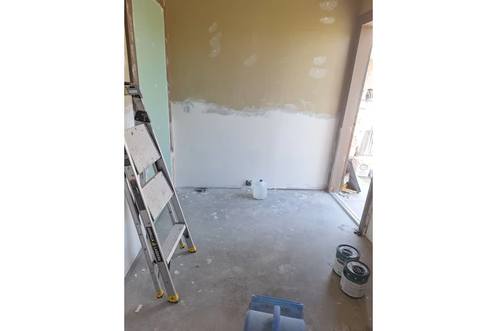 PEPE'S handyman and plumbing r image 1