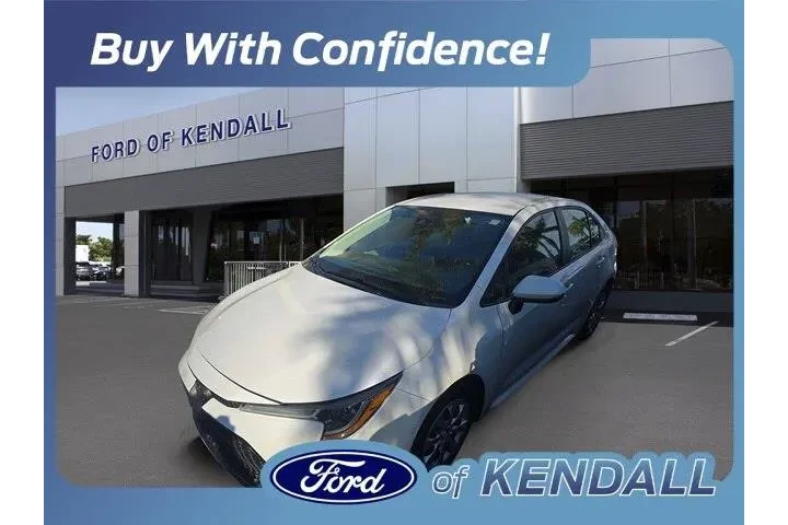 $12990 : Toyota Corolla 2020 LE 4dr S image 1