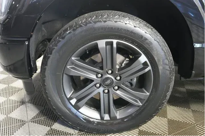 $39900 : Ford F-150 2023 4x4 Platinum image 10