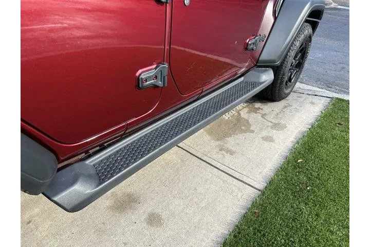 $27941 : Jeep Wrangler Unlimited 2021 image 9