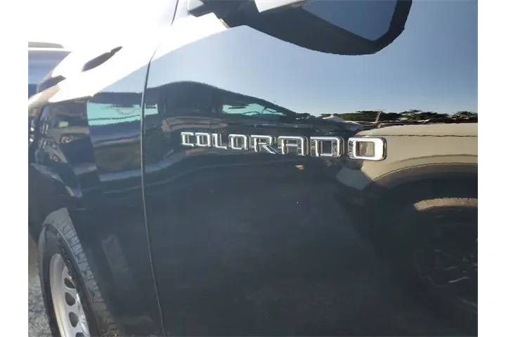 $26990 : Chevrolet Colorado 2024 4x2 image 6