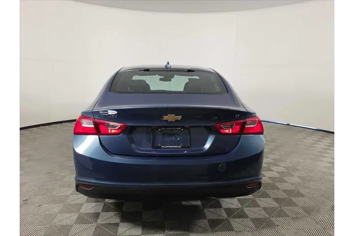$19787 : Chevrolet Malibu 2024 LT 4dr image 7