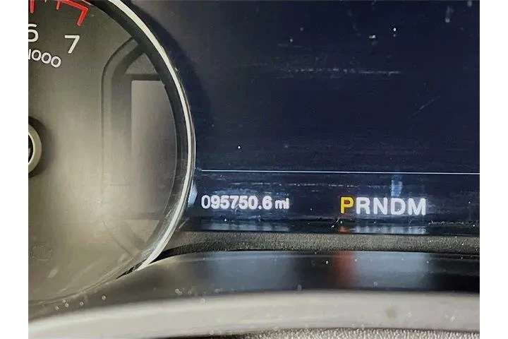 $29975 : Ford F-150 2018 4x4 Lariat 4 image 9