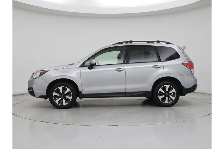$14998 : Subaru Forester 2017 AWD 2.5 image 3