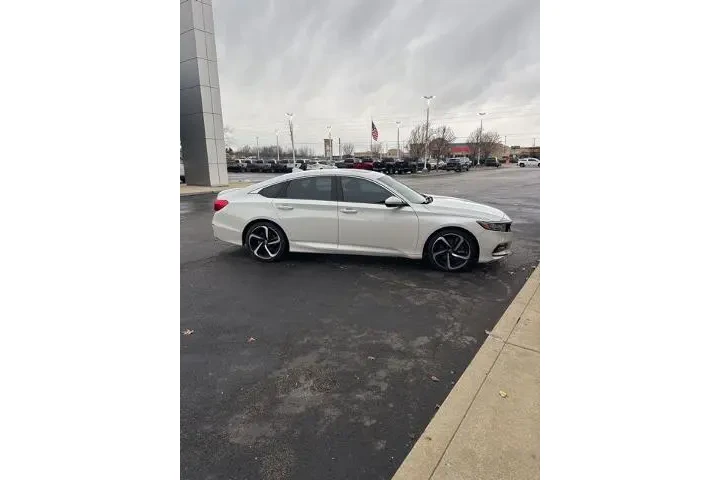 $20525 : Honda Accord 2018 Sport 4dr image 5