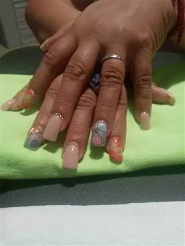 Selarom_nails image 4