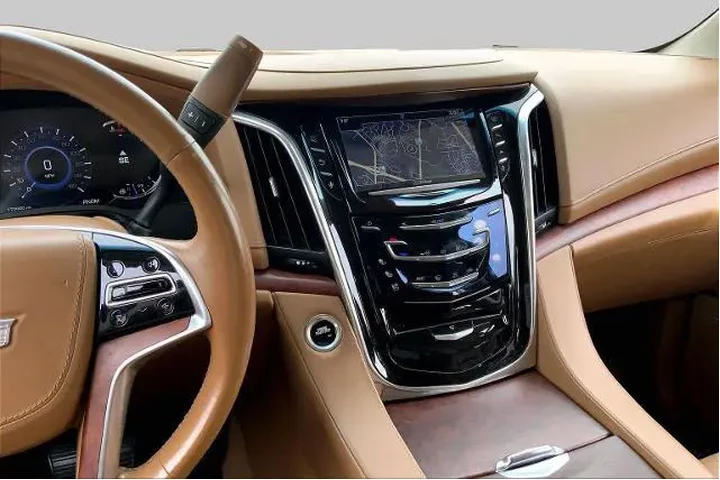 $16990 : Cadillac Escalade ESV 2016 4 image 7