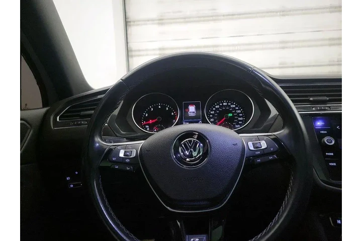 $20998 : Volkswagen Tiguan 2020 SE 4d image 10