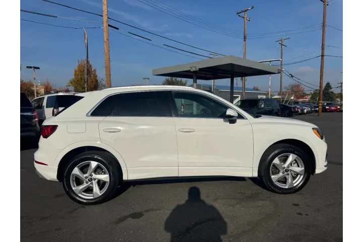 $18998 : 2021 Q3 quattro Premium 40 TF image 10