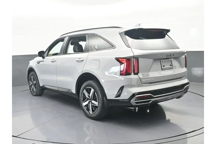 $26250 : Kia Sorento 2023 EX 4dr SUV image 4