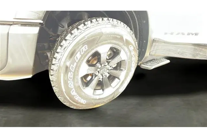 $29221 : Ram 1500 2019 4x4 Rebel 4dr image 6