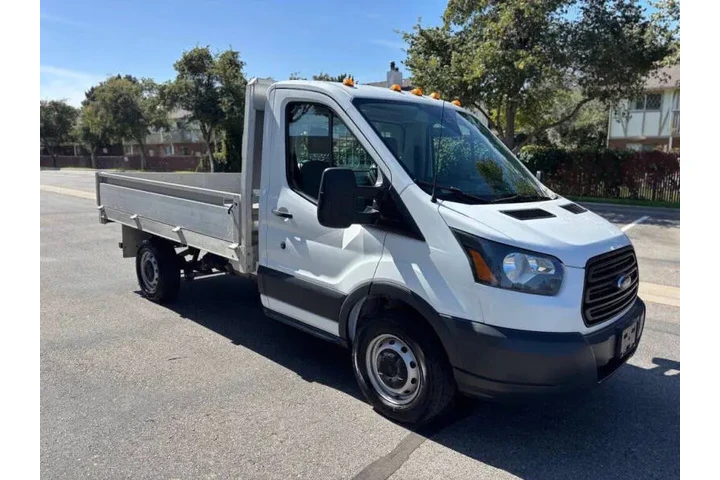 $19990 : 2018 Transit 250 image 4