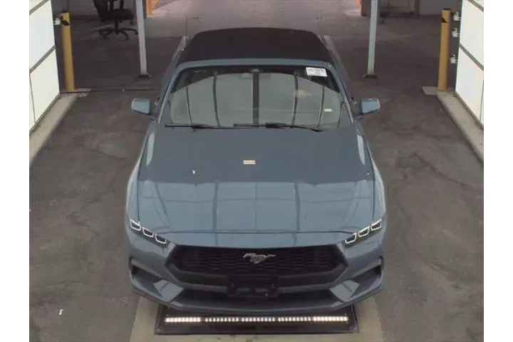 $31993 : Ford Mustang 2025 EcoBoost P image 2