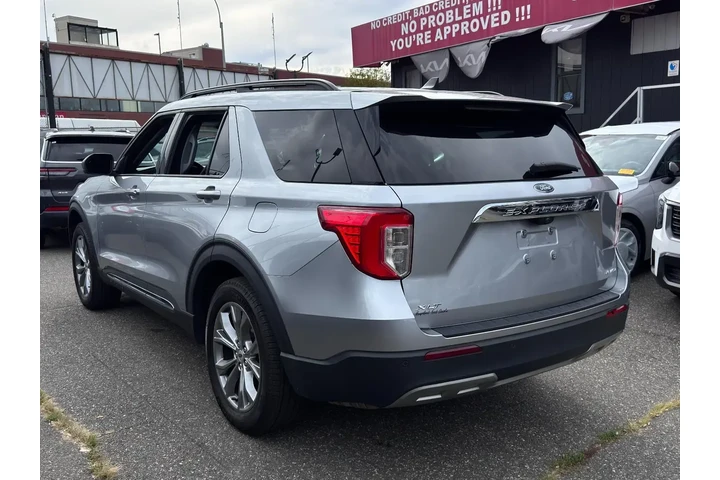 $26477 : Ford Explorer 2022 AWD XLT 4 image 5