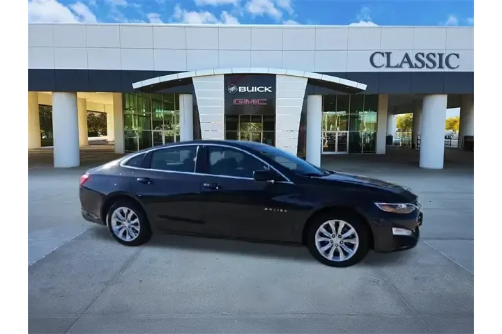 $17987 : Chevrolet Malibu 2023 LT 4dr image 9