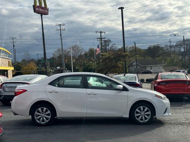 $11495 : 2016 Corolla LE image 6