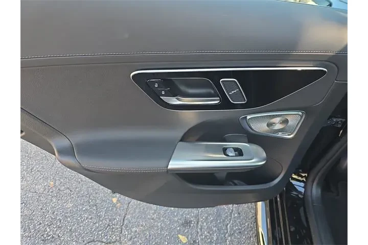 $39990 : Mercedes-Benz C-Class 2025 C image 10