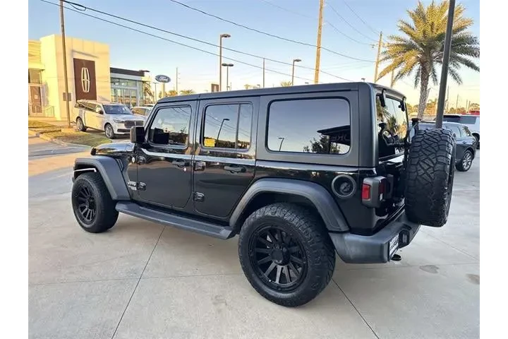 $23880 : Jeep Wrangler Unlimited 2019 image 6