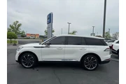 $28990 : Lincoln Aviator 2020 AWD Res thumbnail