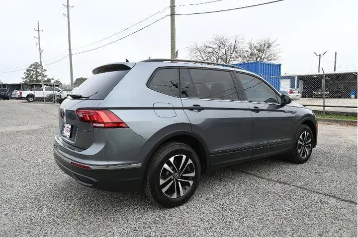 $18988 : Volkswagen Tiguan 2022 AWD S image 2