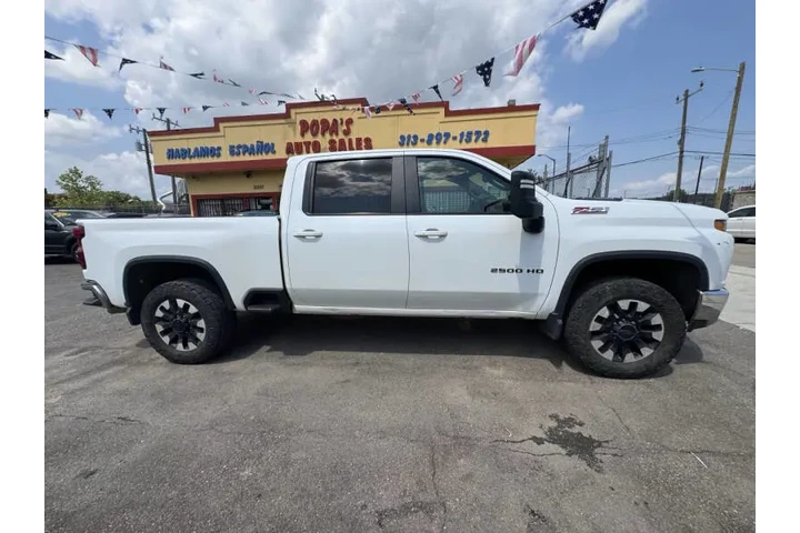$40995 : 2020 Silverado 2500HD LT image 4
