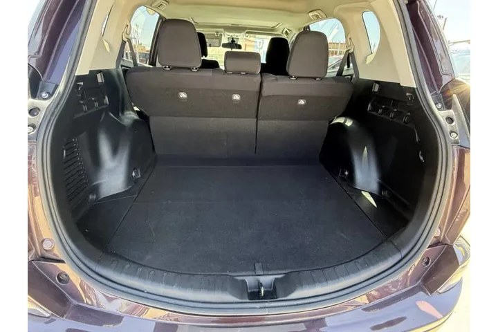 $12900 : 2017 RAV4 XLE image 8