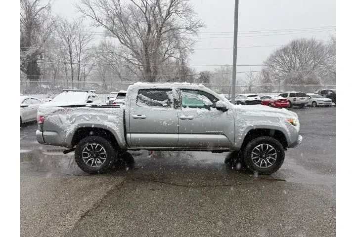 $34900 : Toyota Tacoma 2023 4x4 TRD S image 10