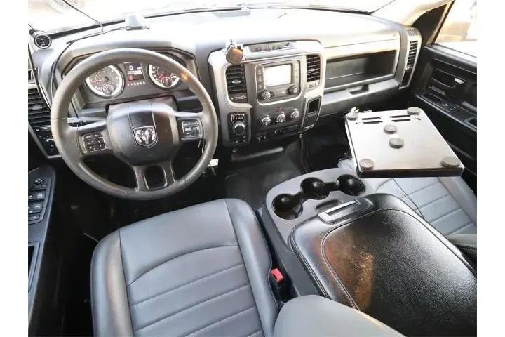 $31545 : Ram 1500 Classic 2023 4x4 Tr image 7