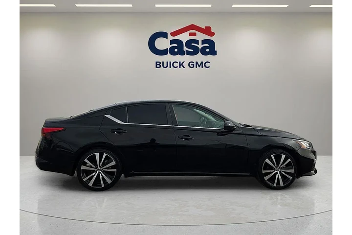 $18992 : Nissan Altima 2022 2.5 SR 4d image 2