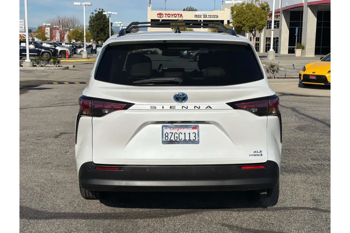 $38980 : Toyota Sienna 2022 XLE 8-Pas image 4
