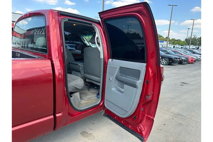 $4980 : 2006 Ram 1500 4dr Quad Cab 14 image 10