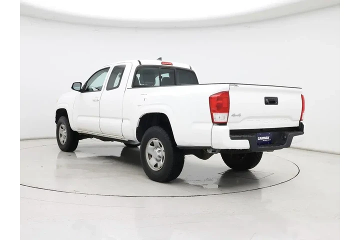 $23998 : Toyota Tacoma 2016 4x4 SR 4d image 2