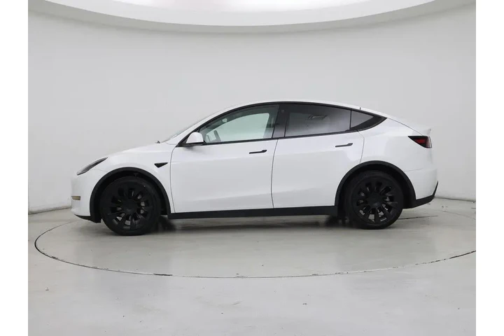 $28998 : Tesla Model Y 2022 AWD Long image 3