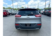 $12480 : 2017 Cherokee Limited FWD thumbnail