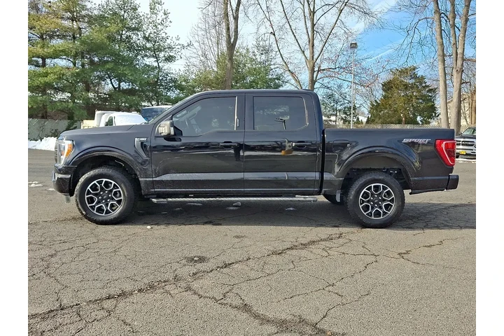 $39995 : Ford F-150 2022 4x4 XLT 4dr image 4
