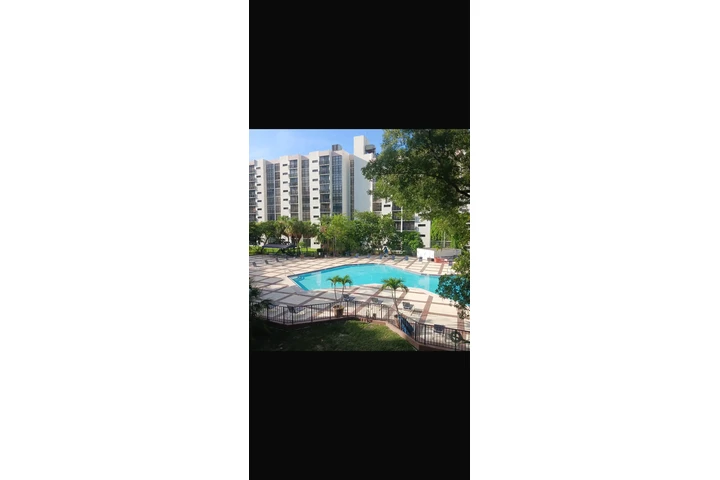 $900 : Rento Habitación Sunny Isles image 2