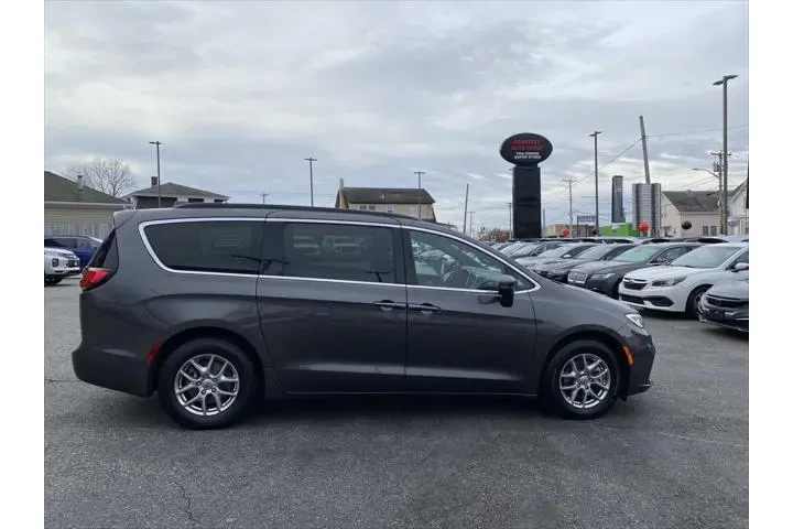 $18999 : Chrysler Pacifica 2022 Touri image 7