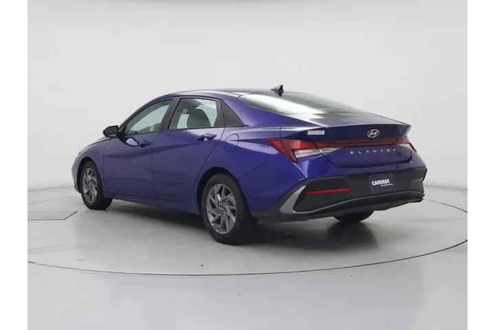 $17998 : Hyundai ELANTRA 2024 SEL 4dr image 2