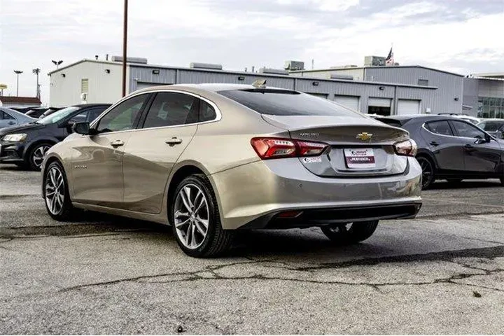 $20100 : Chevrolet Malibu 2024 LT 4dr image 7