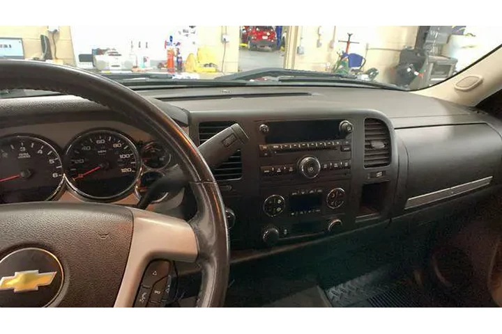 $9799 : Chevrolet Silverado 1500 201 image 10