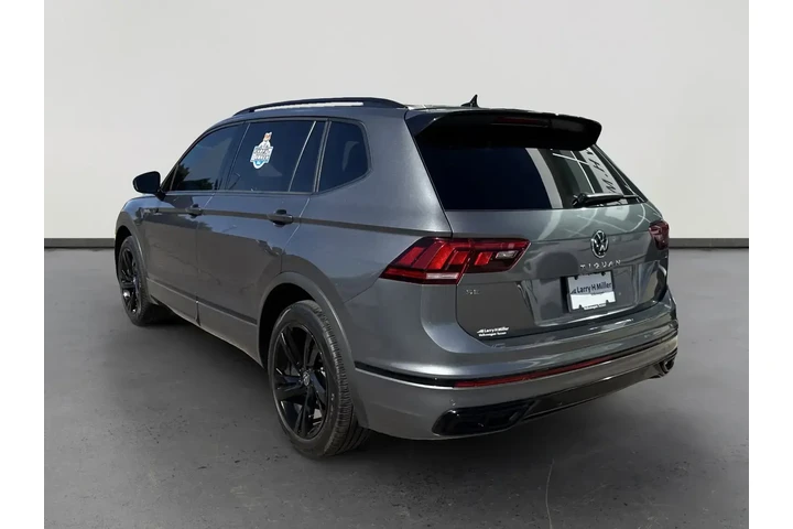 Volkswagen Tiguan 2023 SE R- image 4