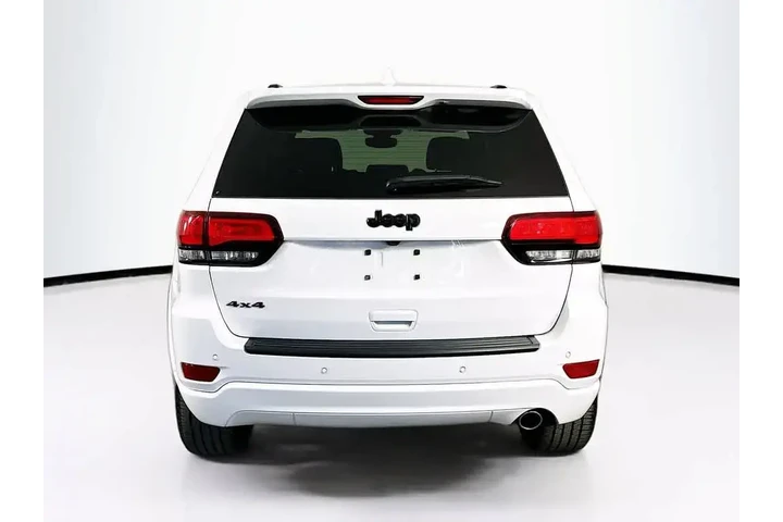 $24201 : Jeep Grand Cherokee 2020 4x4 image 5